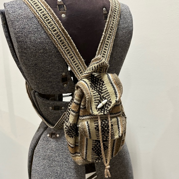 Pinzon Mini Backpack - Picture 4 of 13